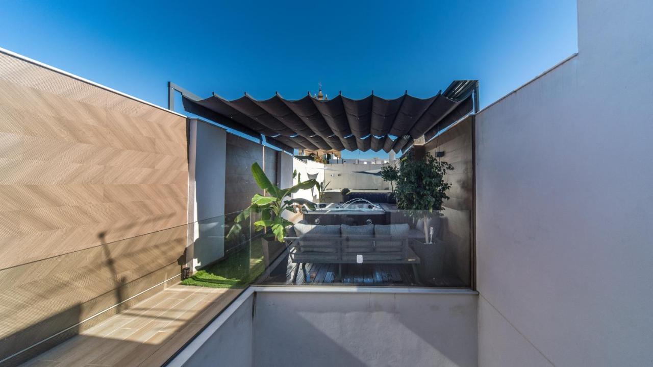 Elegant Duplex 3 Master Bedrooms And Private Sevilla Exterior foto