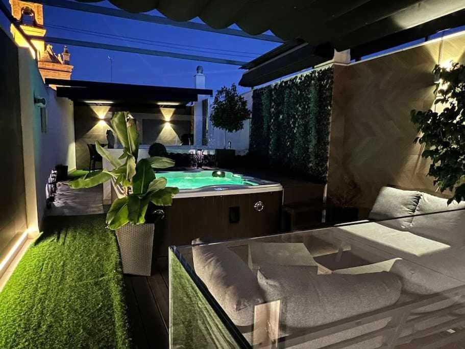 Elegant Duplex 3 Master Bedrooms And Private Sevilla Exterior foto