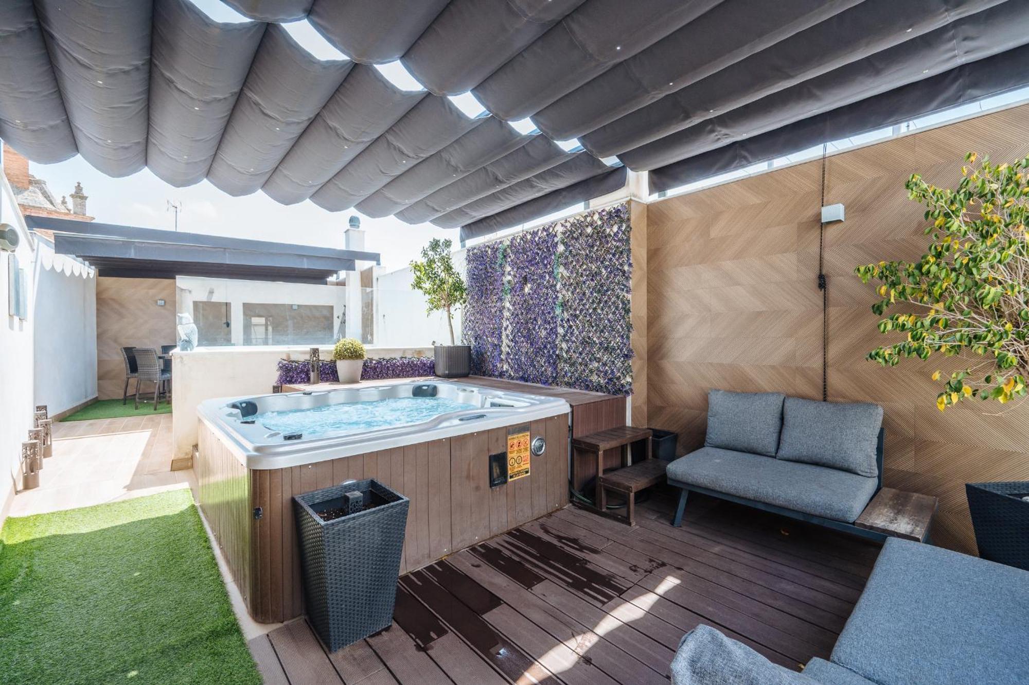 Elegant Duplex 3 Master Bedrooms And Private Sevilla Exterior foto